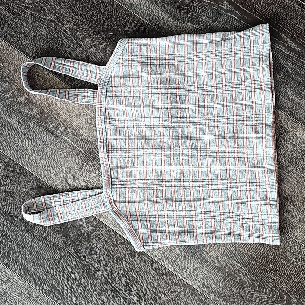 Women crop tank top